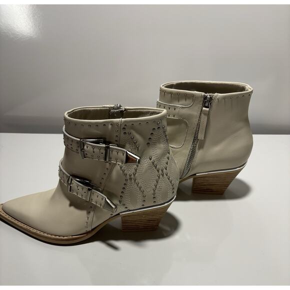 Dolce Vita Silver Stud Accent Buckles Boots Booties Size 6 NWOB Western Boho - Picture 11 of 13